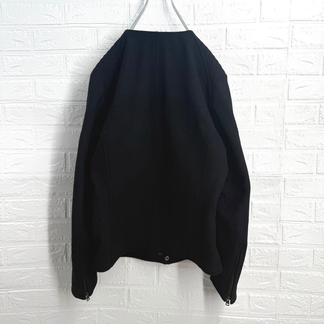 【激レア】ウノピュウノウグァーレトレ アーム刺繍ロゴ ノーカラー ブルゾン