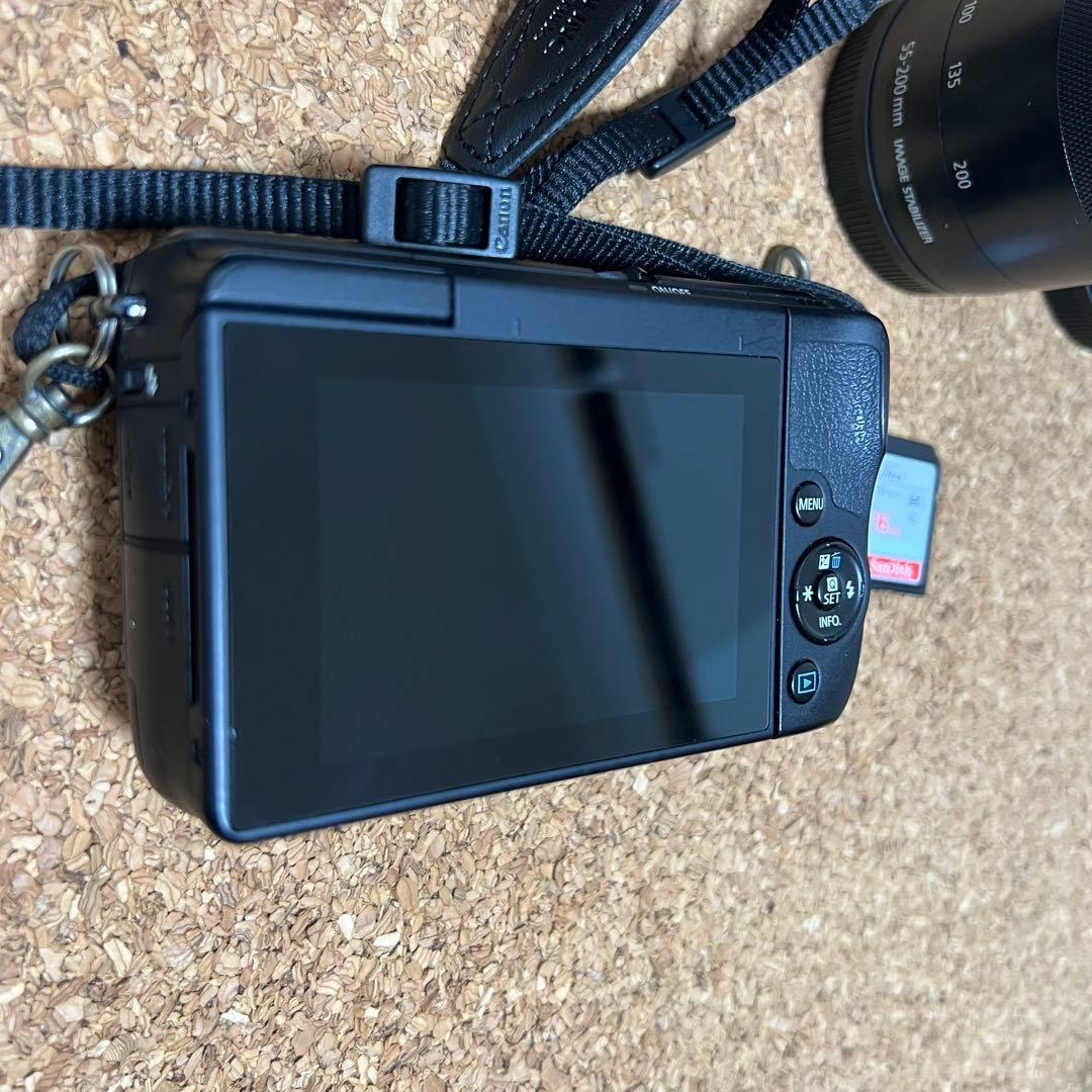canon EOS M10 ダブルズームキット　〈ブラック〉