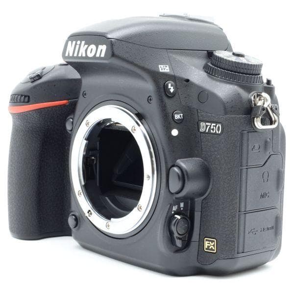 ショット数3652回!■ほぼ新品■ Nikon D750 ボディ