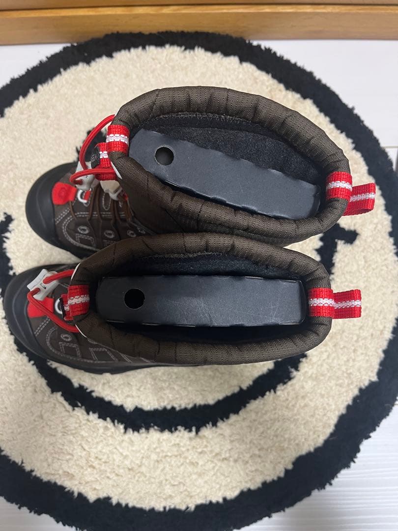 KEEN ウインターポート Ⅱ 24.5