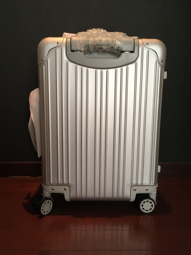 超希少⭐︎ 未使用　メルセデスベンツ アルミスーツケース　機内持込み　32L