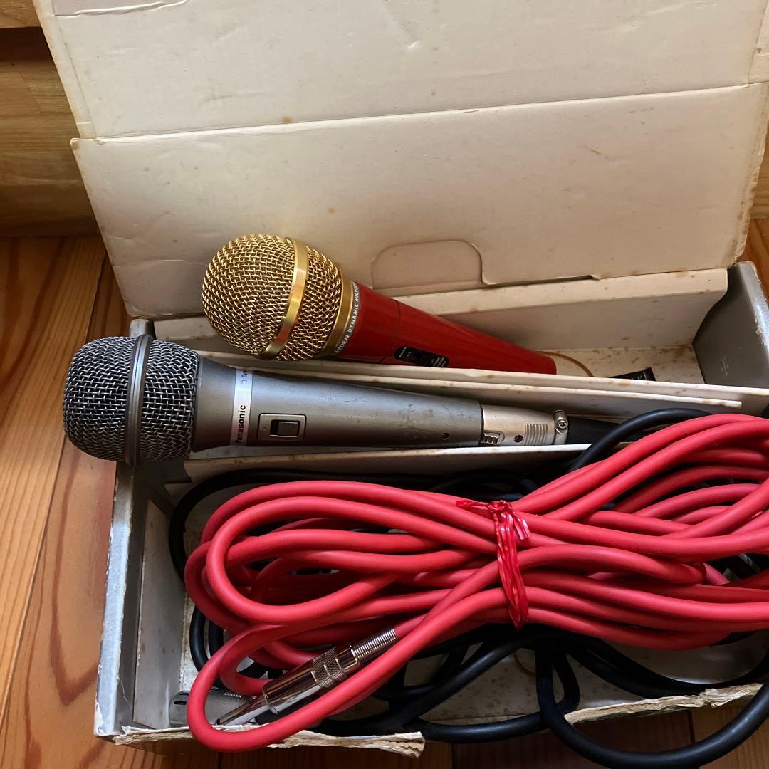 昭和レトロ　カラオケ　8トラックWカセット【ジャンク】品テープ箱付き　マイク付き