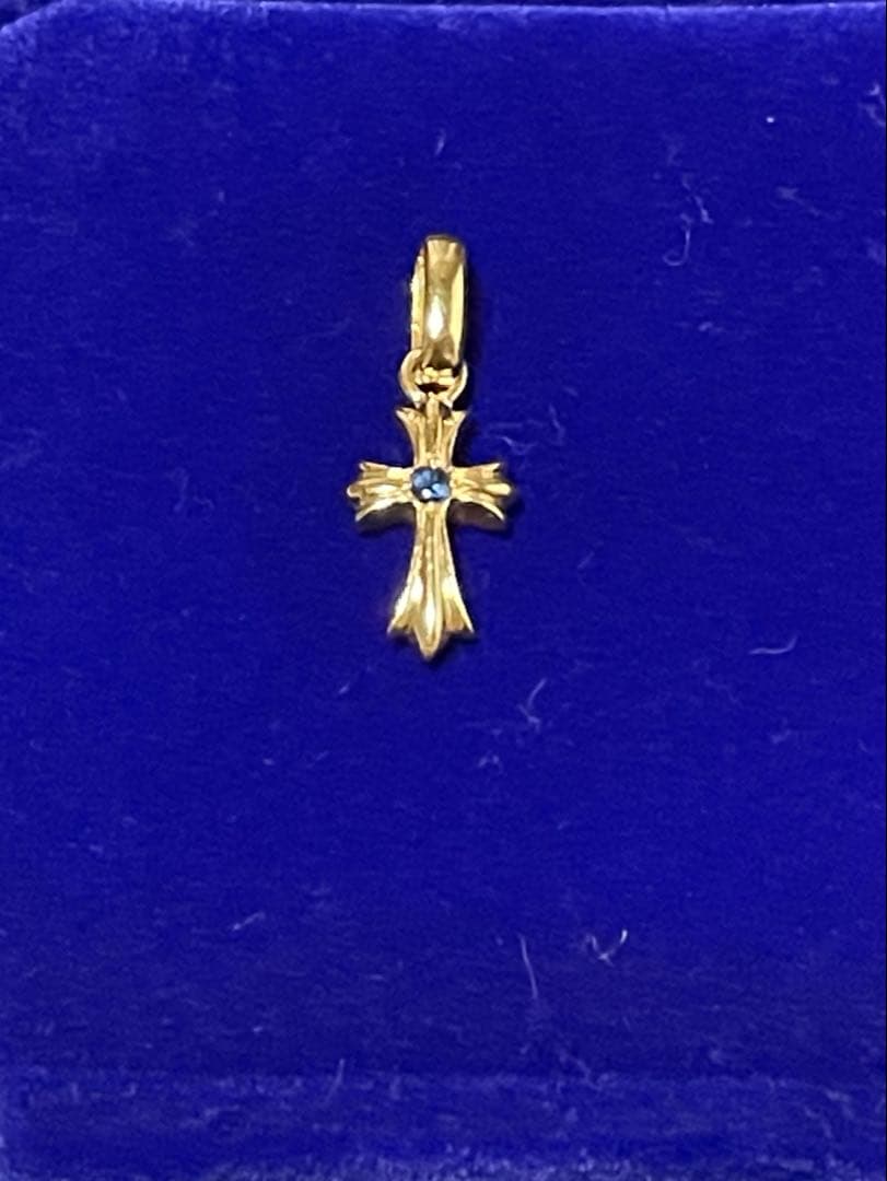 k18/サファイア　クロスペンダントトップ　十字架ネックレス　2.77g 本物