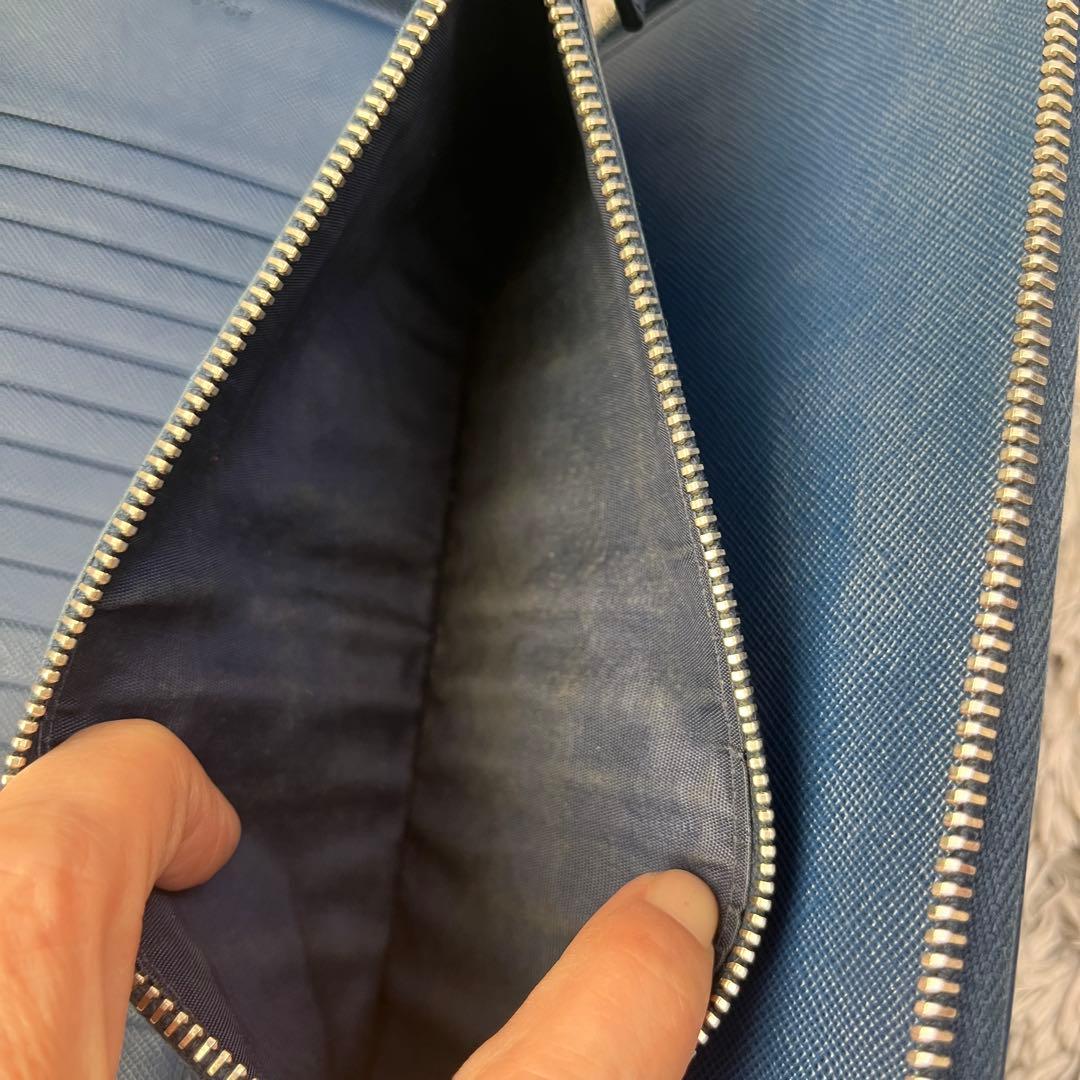 良品✨PRADA 大大容量　オーガナイザー　サフィアーノ　ラウンドジップ　ブルー