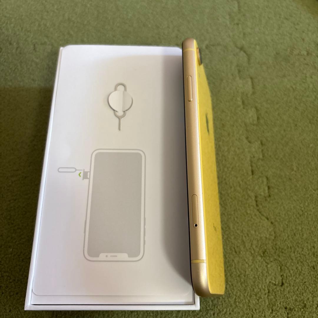 Apple iPhone XR イエロー 本体　(ジャンク品)