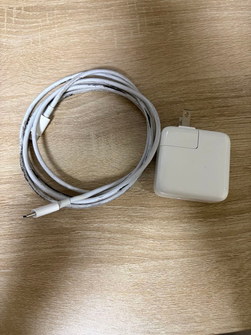 MacBook Air M1 13inch 8コア16GB 1TB