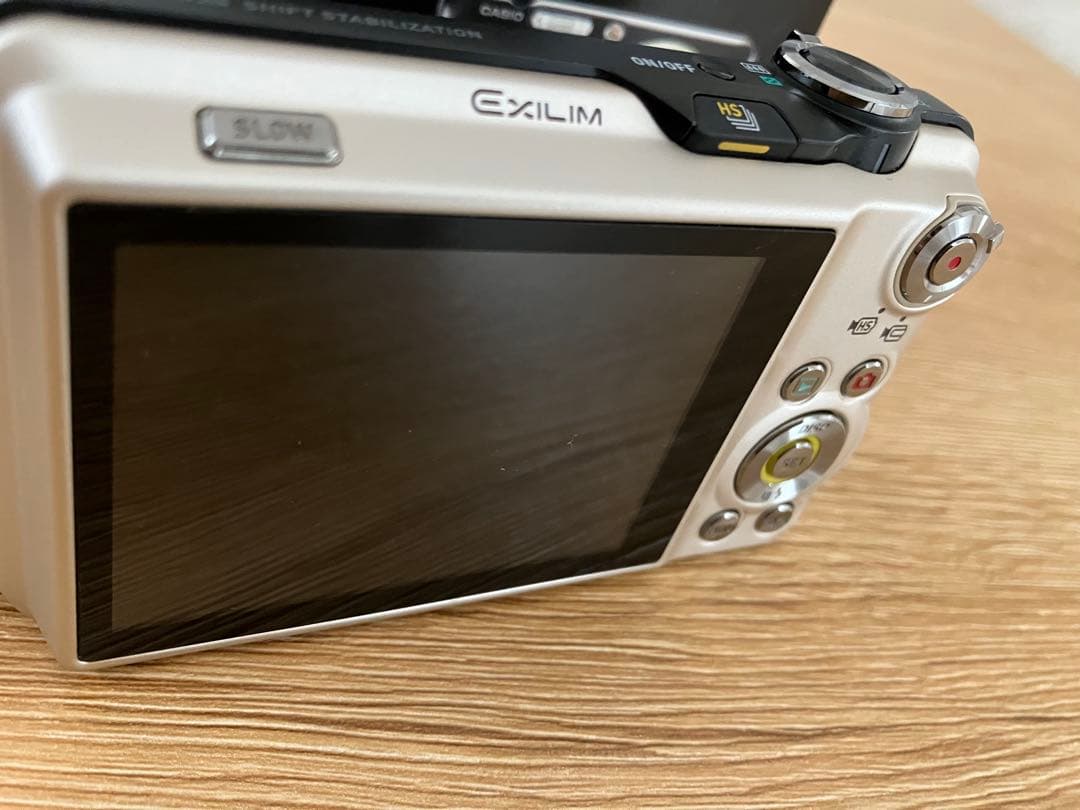 【shinya.nakata】CASIO EX-FC150 デジカメ