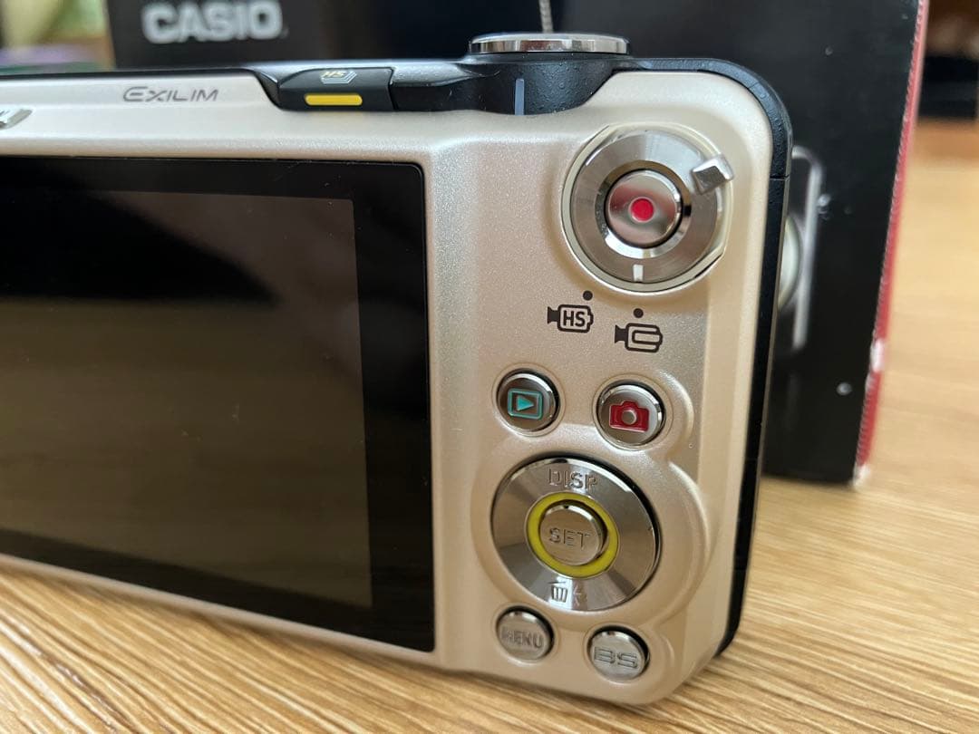 【shinya.nakata】CASIO EX-FC150 デジカメ