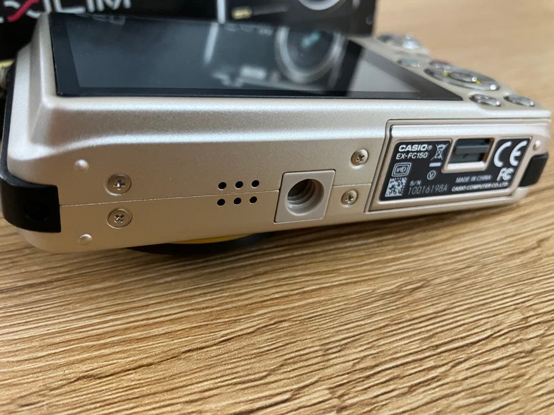 【shinya.nakata】CASIO EX-FC150 デジカメ