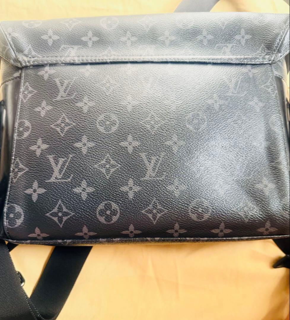 美品⭐︎ルイヴィトン モノグラムエクリプス メッセンジャーヴォワヤージュPM