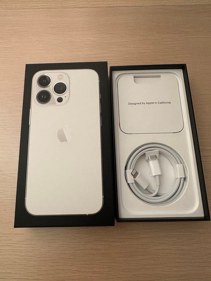 Apple iPhone 13 Pro シルバー 1TB 本体 中古