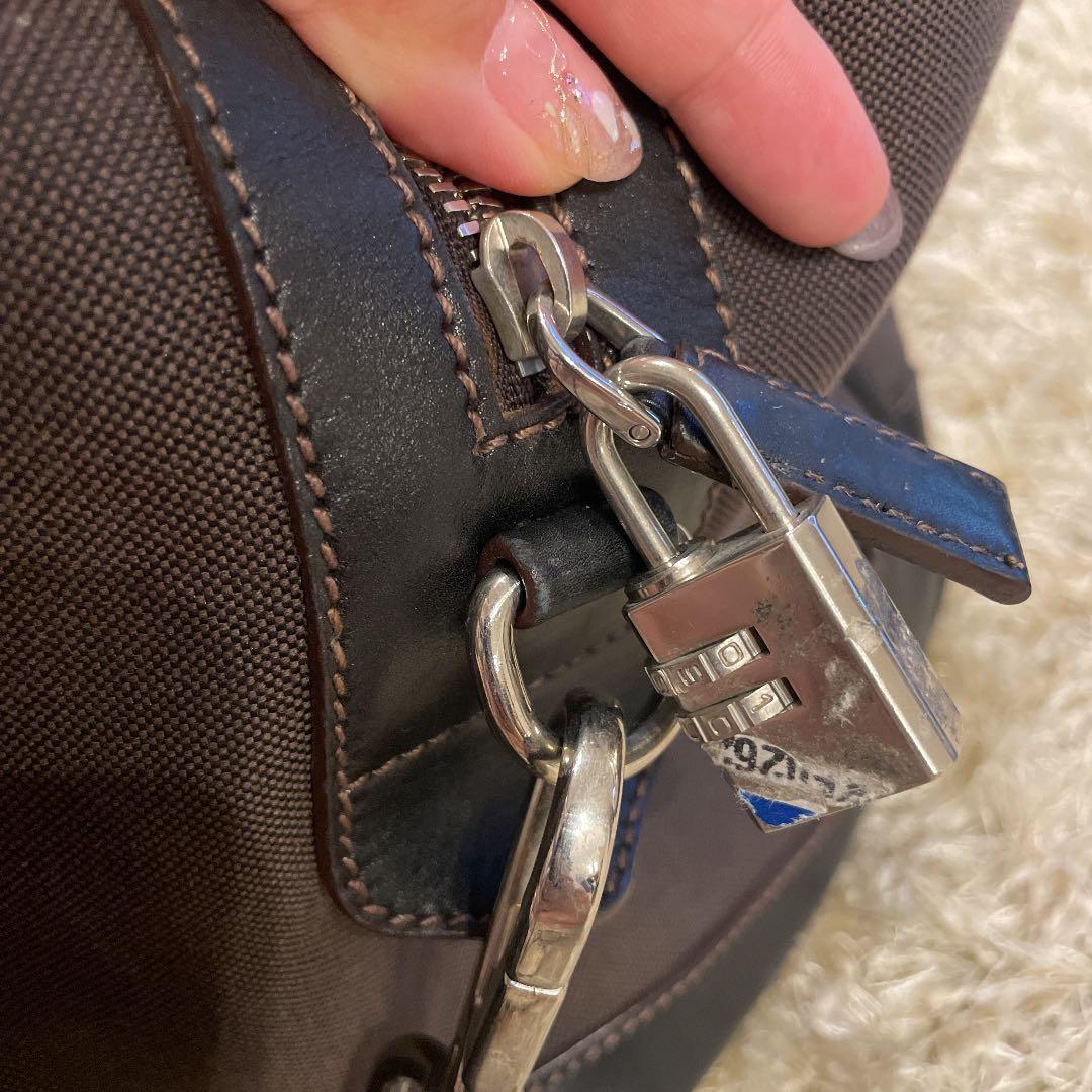 PRADA ボストンバック