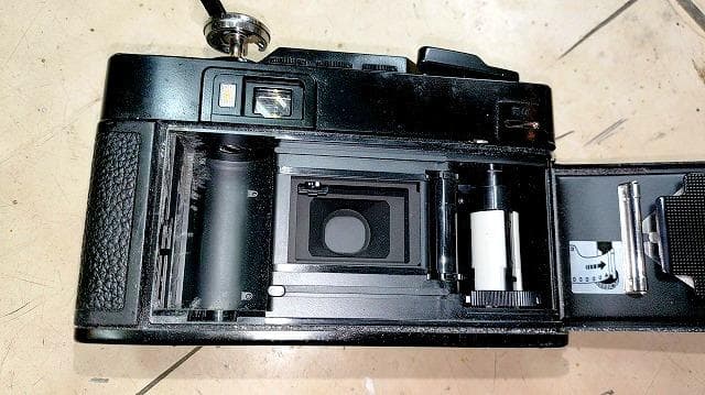 美品　通電・基本動作確認　『ミノルタ　 minolta HI-MATIC』