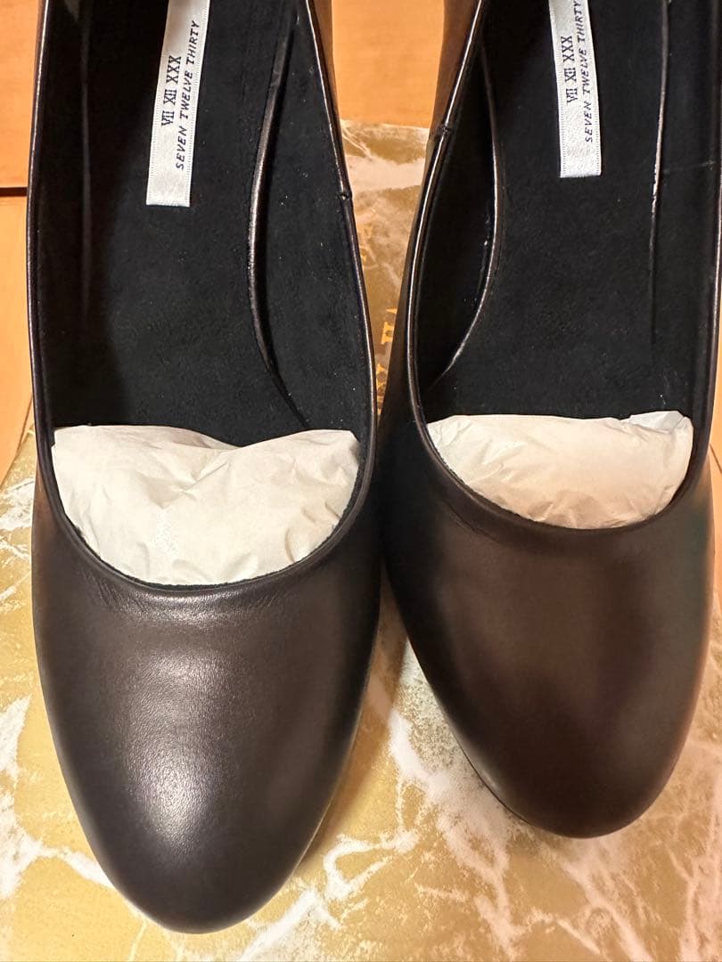 セブントゥエルブサーティー ハイヒール