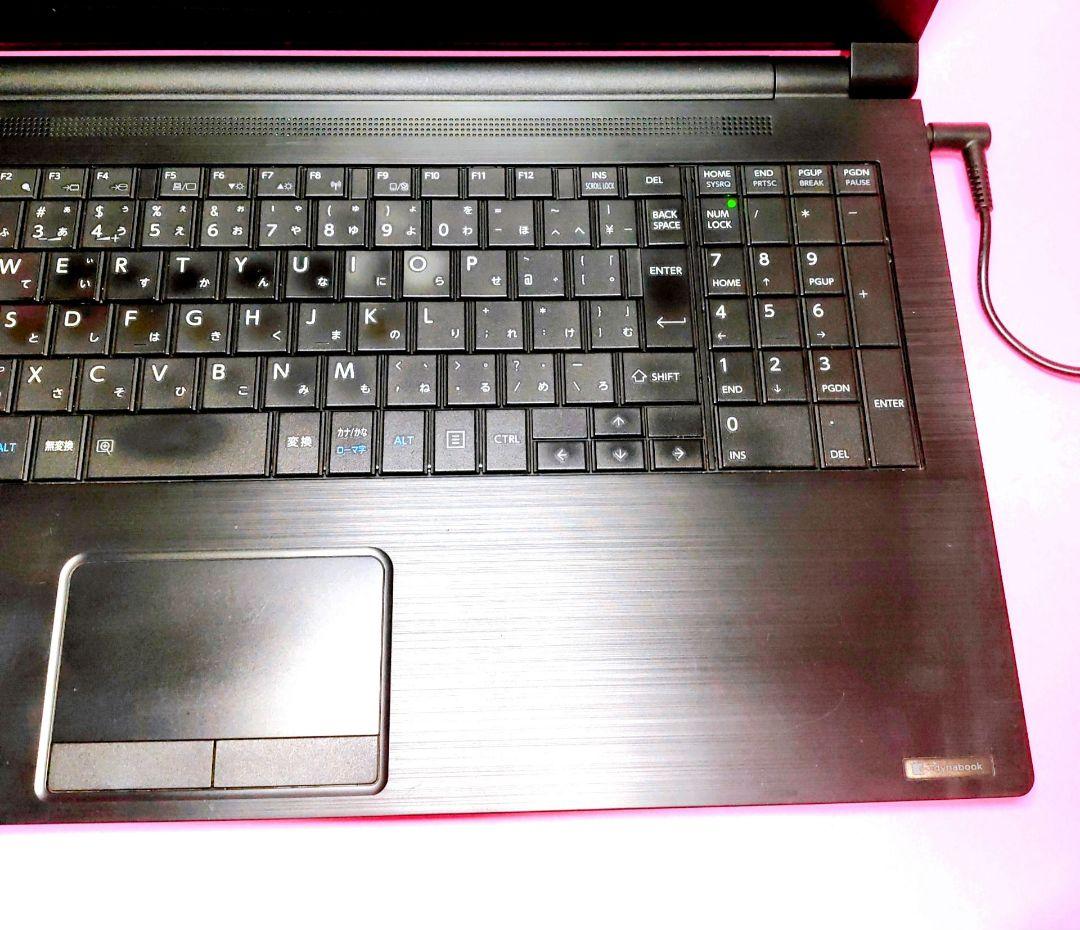 2019年モデル‼️高速SSD128✨8GB✨カメラ付き黒ノートパソコン✨設定済