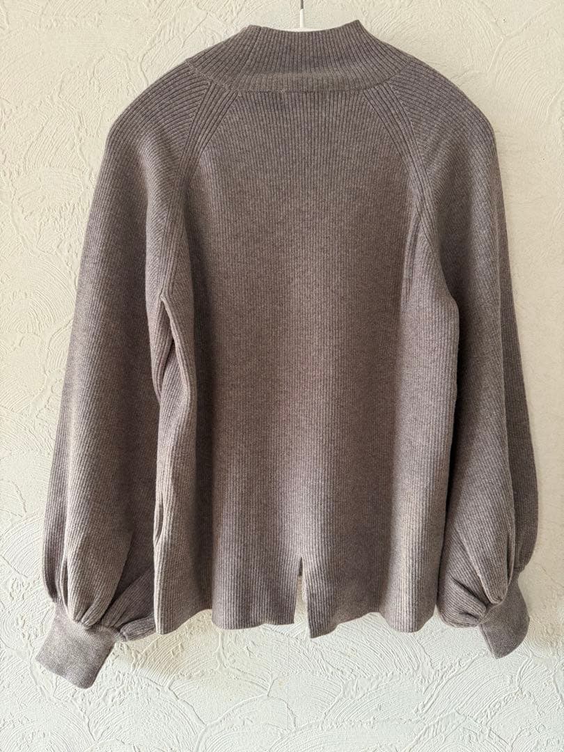 アドーア　セーター