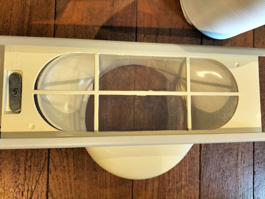 ドン・キホーテ どこでも置くだけエアコン SC-DQ2442 2024年製