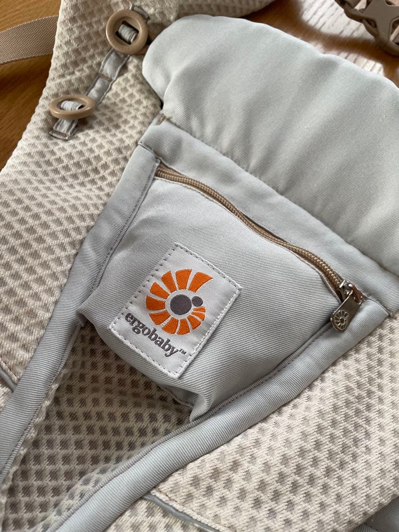 エルゴ ergo オムニブリーズ 抱っこ紐 日本限定色 サンドベージュ
