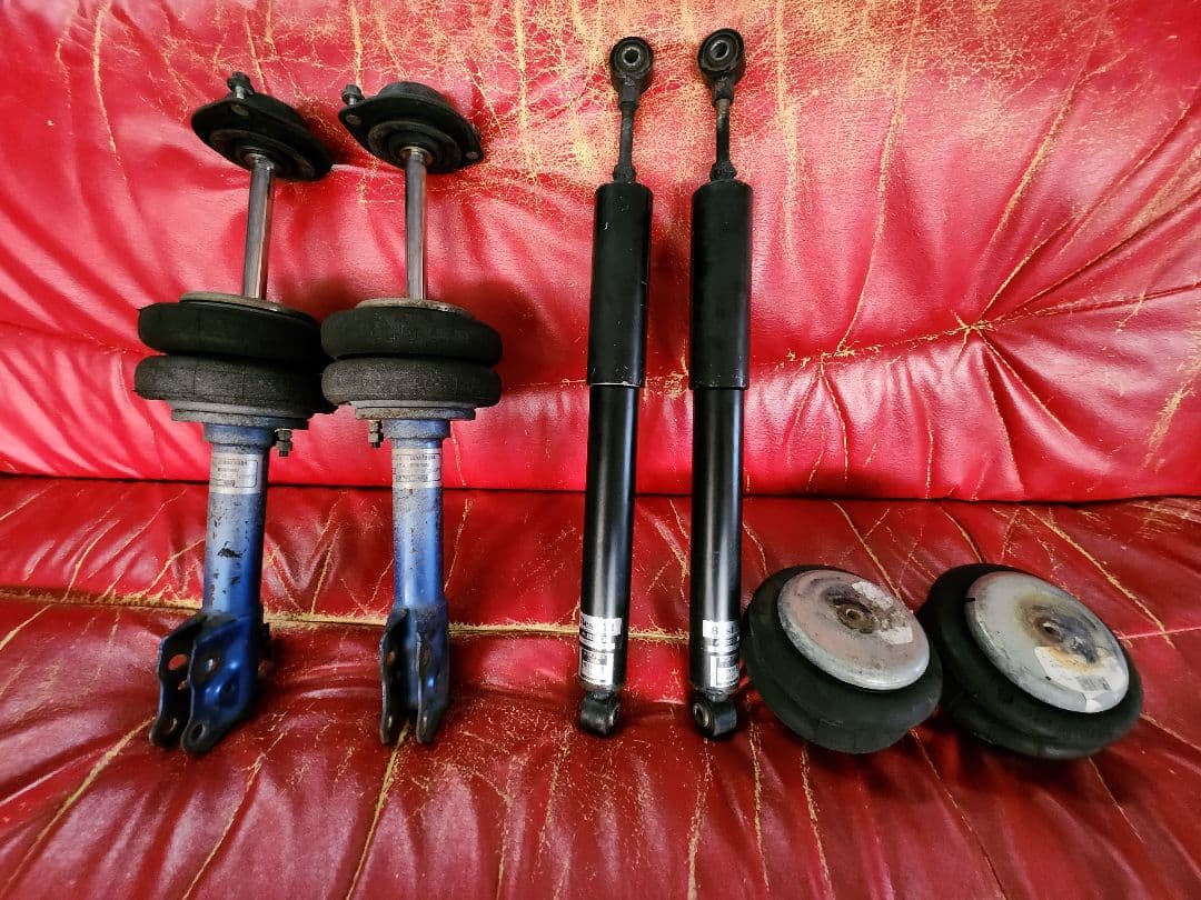 ⑦ ACCエアサス　トヨタqnc系bB ショックRSR、BESTI加工