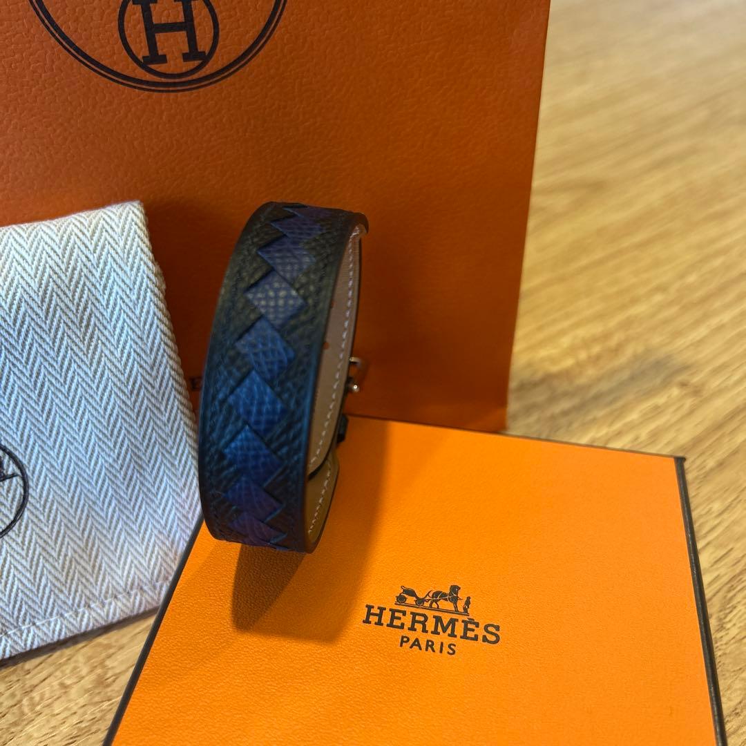 値下中！【新品　未使用】HERMES ブレスレット レザー