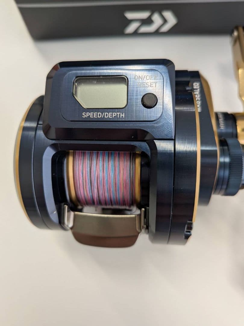 ダイワ　ソルティガ IC100P−DH　ベイトリール
