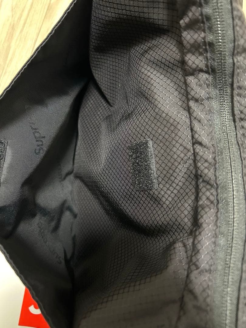 24H以内発送 完売品 超美品 22ss Small Messenger Bag