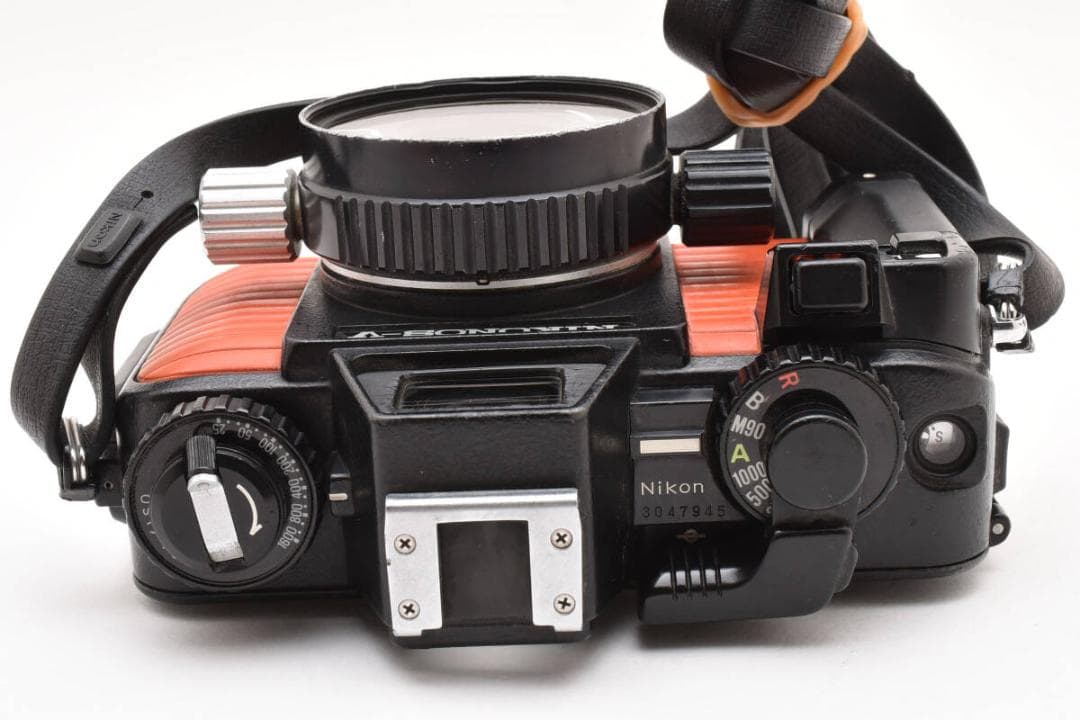 ニコン Nikon NIKONOS-V + 35mm 単焦点付き防水カメラ