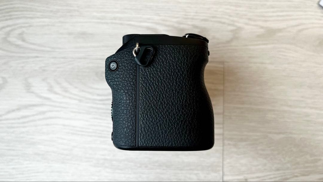 【美品】SONY α6700 ミラーレスカメラ 本体 ILCE-6700