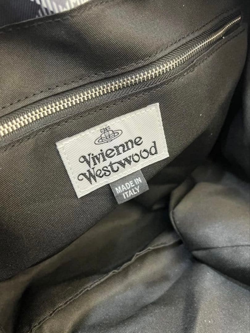 Vivienne Westwood旅行バッグ ハンドバッグ 大容量 おしゃれ”