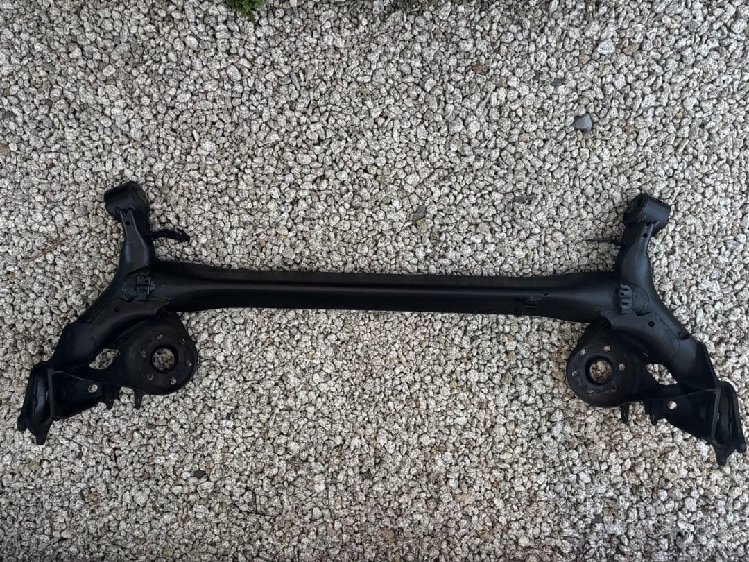 30プリウス アクスル