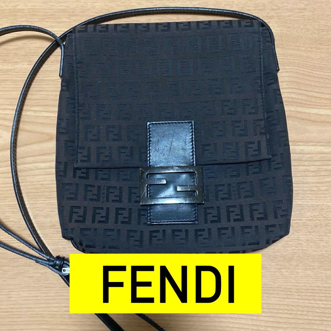 USED ★FENDI ズッカ柄 ショルダーバッグ ナイロンキャンバス