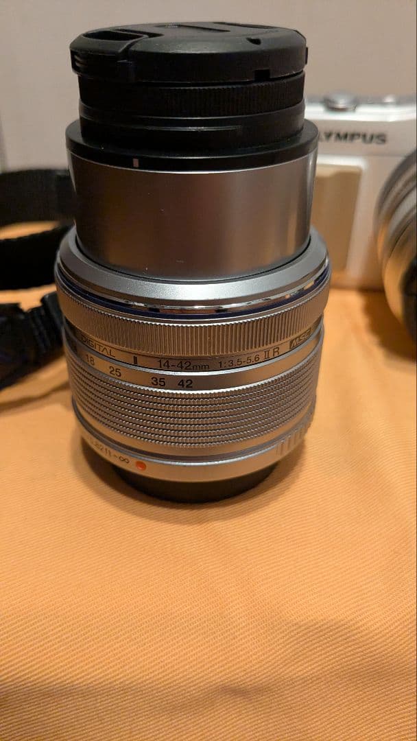 OLYMPUS pen mini e-pm2 ボディ レンズ2本(単焦点ズーム)