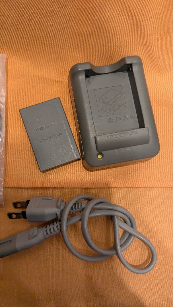 OLYMPUS pen mini e-pm2 ボディ レンズ2本(単焦点ズーム)