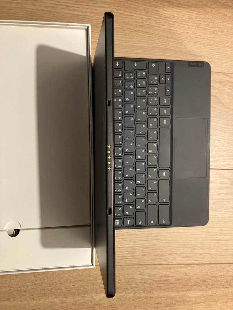 Lenovo Chromebook 本体 付属キーボード付き