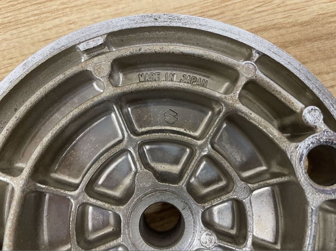 GS400純正ブレーキパネル　メッキ加工品　美品