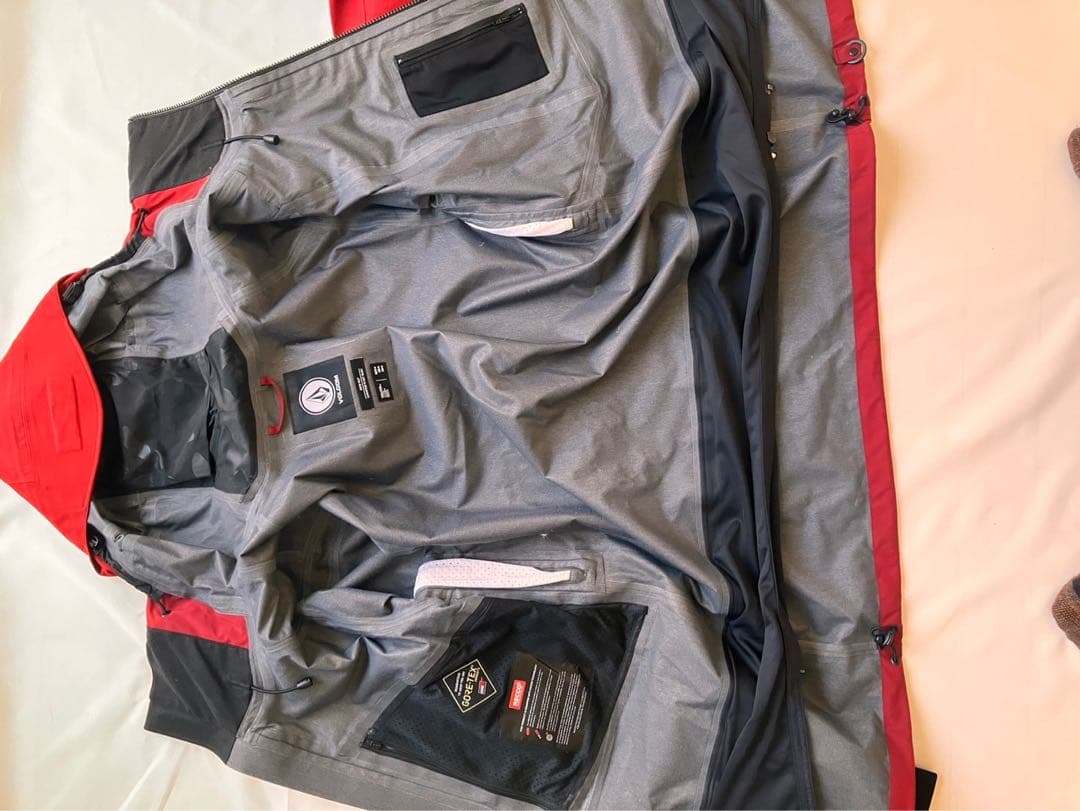 Volcom gore Tex ジャケットMサイズ
