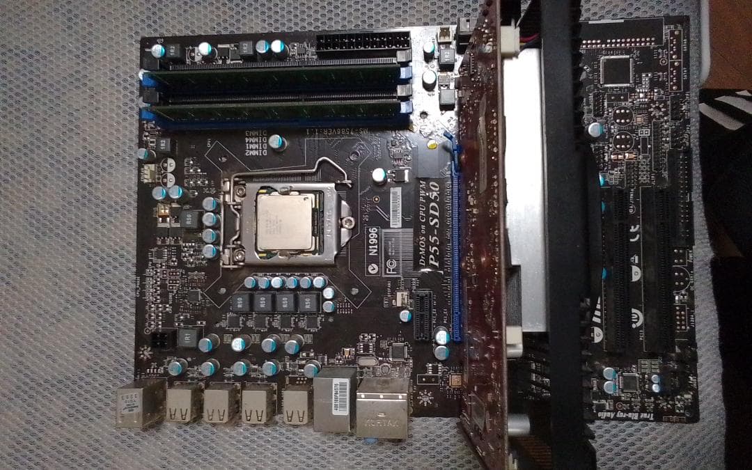 【今日限定】WiiU一式・PCパーツ(i5)・Xperia Z1 まとめ売り