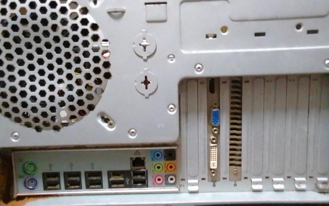 【今日限定】WiiU一式・PCパーツ(i5)・Xperia Z1 まとめ売り