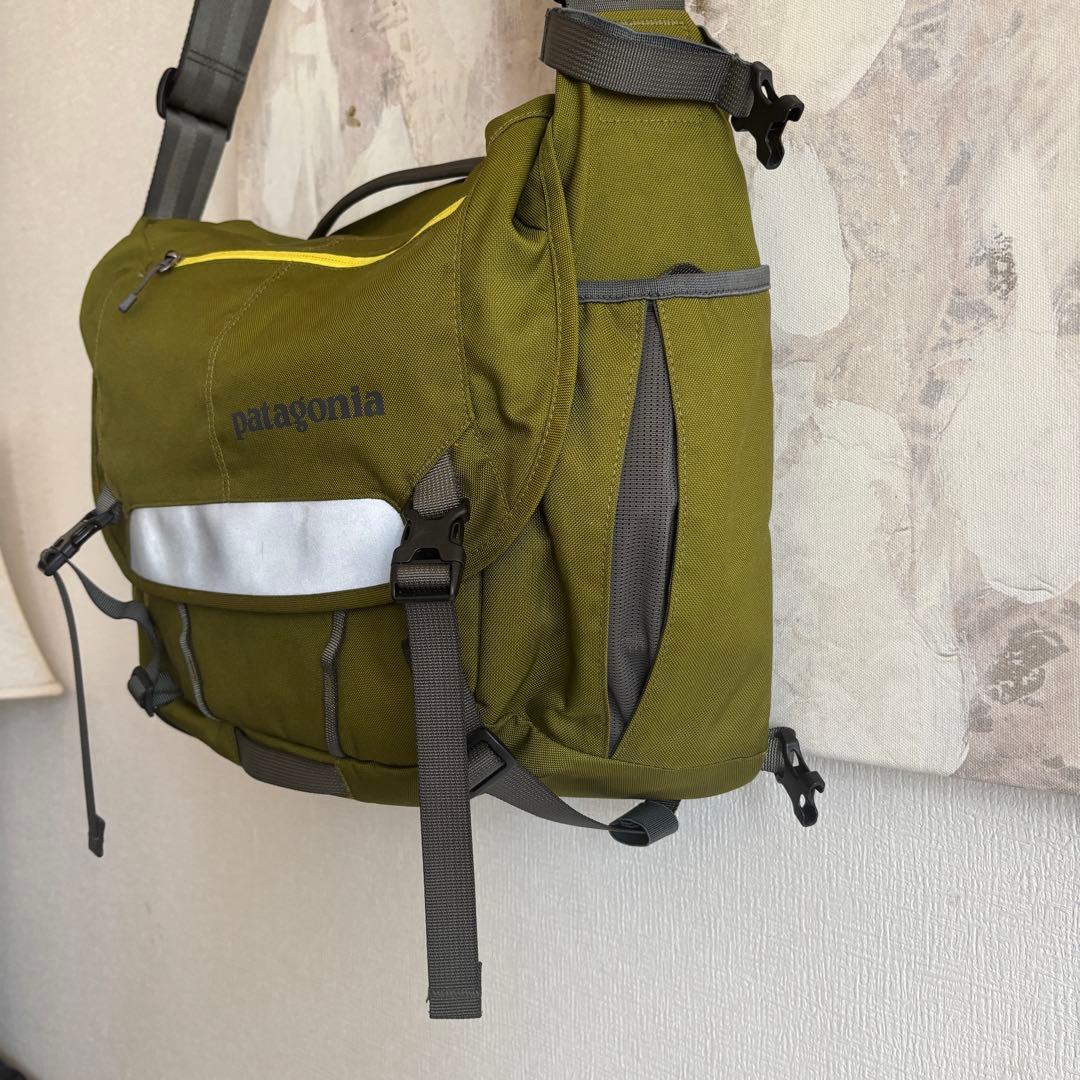 [patagonia] パタゴニアメッセンジャーバッグ 15L レア・美品