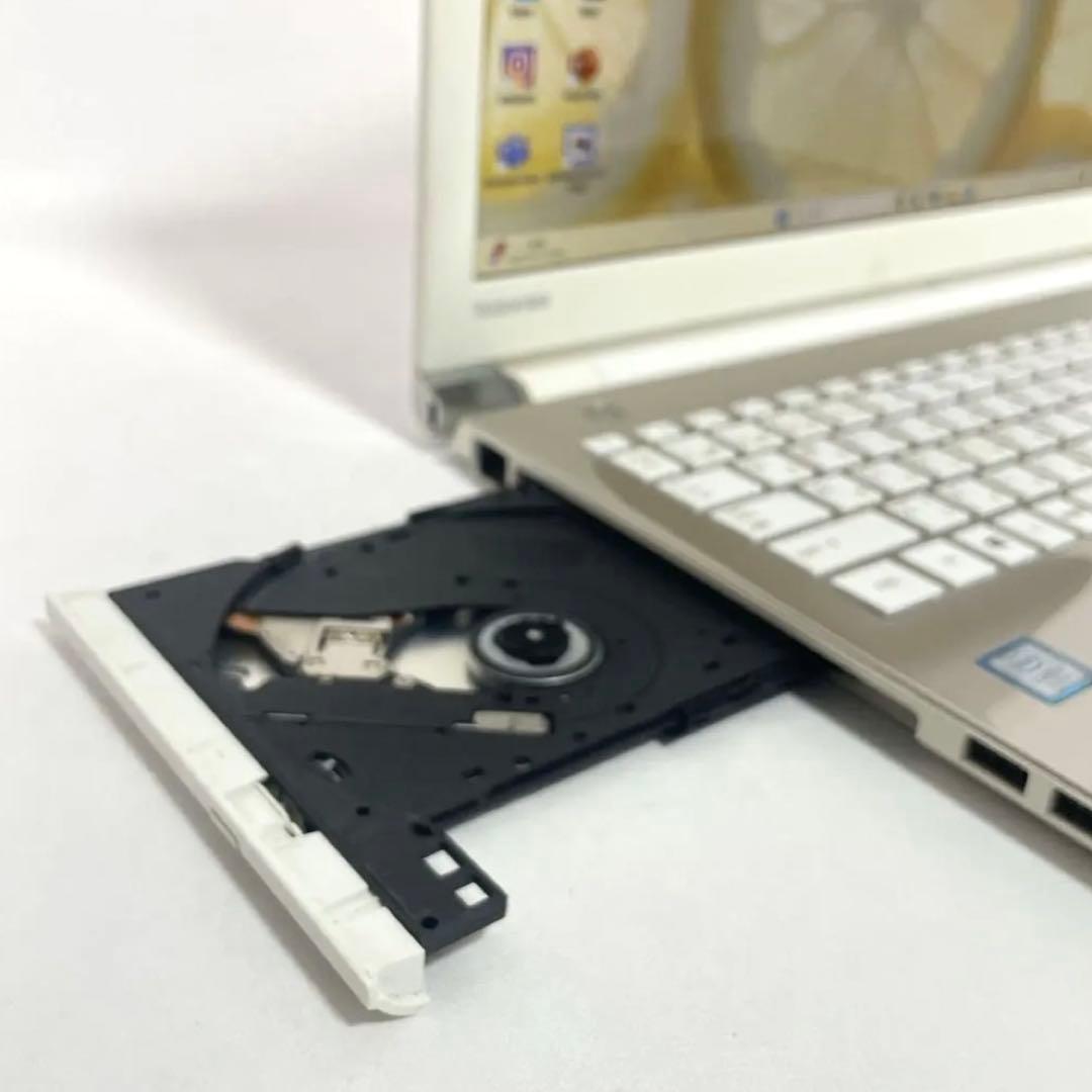 東芝 dynabook T65DG SSD256 メモリ12 ノートパソコン