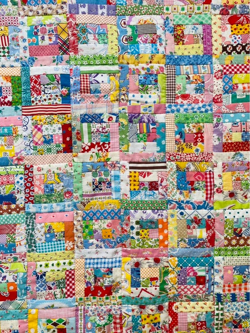 パッチワークキルト　フィードサックのログキャビンキルト