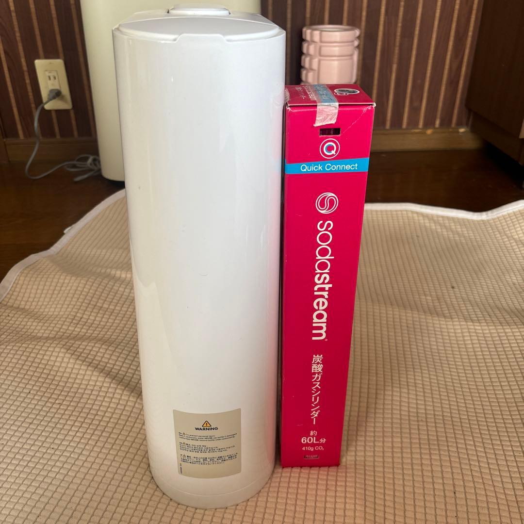 値下げ　sodastream Terra 60L ガス一本新品　炭酸ボトル2本