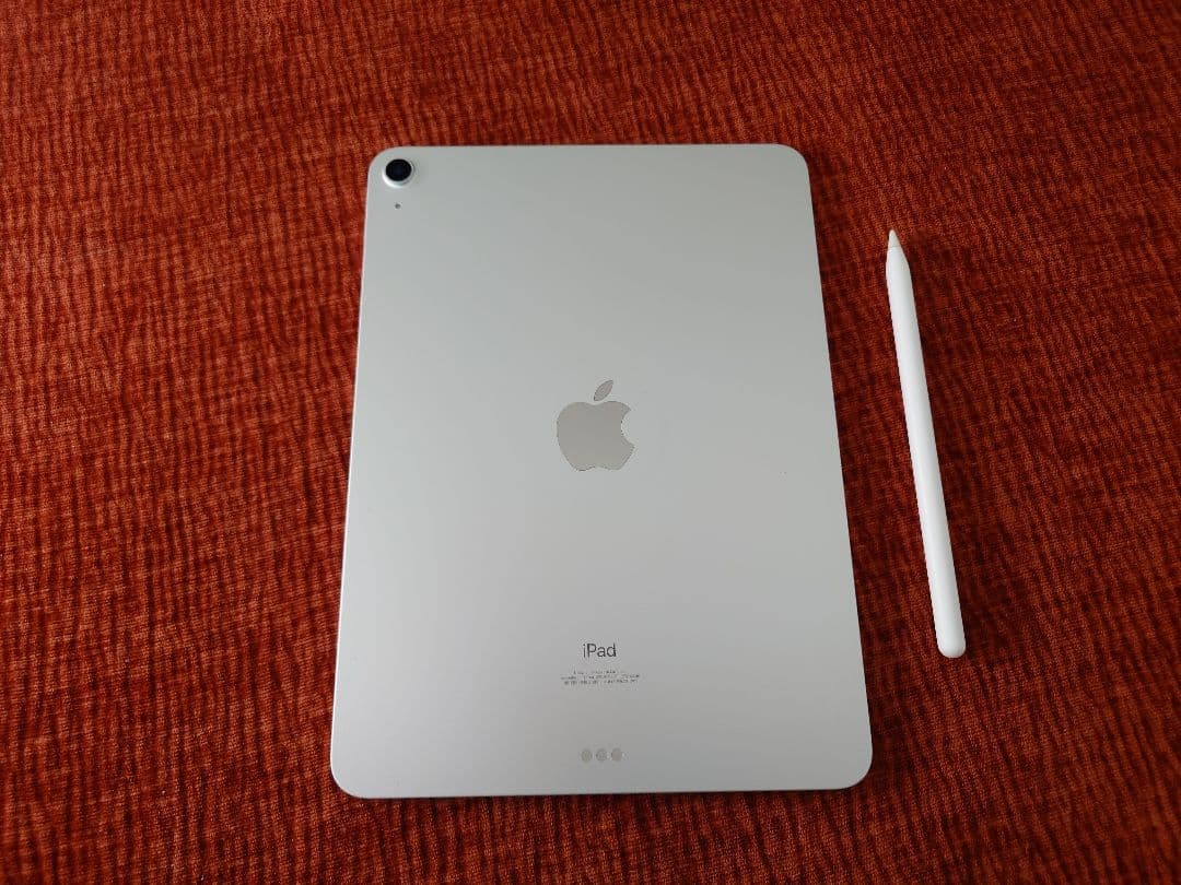 Apple iPad シルバー 本体 + Apple Pencil