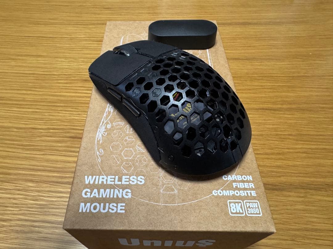 マウス・トラックボール UNIUS BLACK LOTUS CARBON