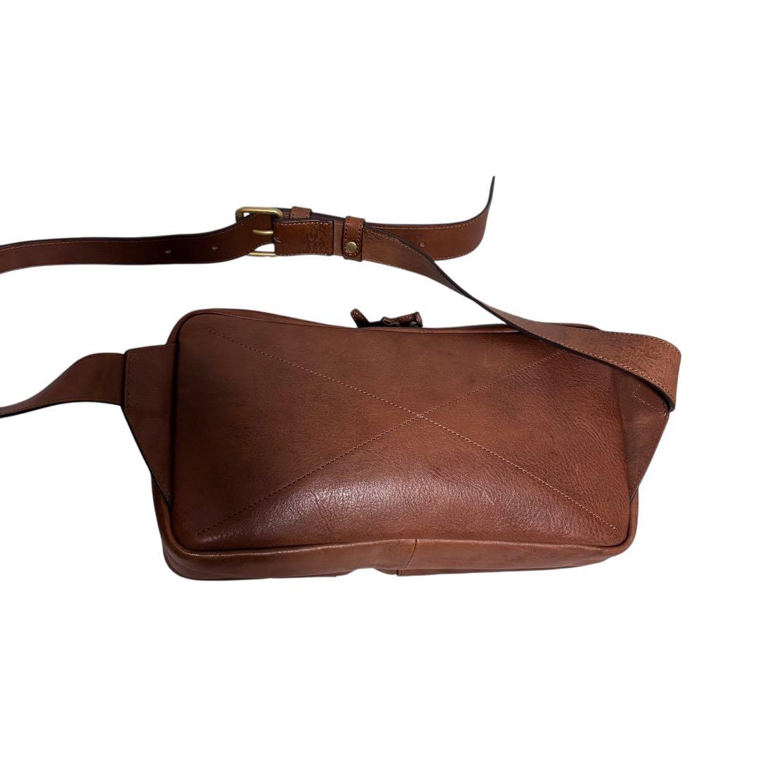 【極美品】土屋鞄 ビークル トリジップ ボディバッグ ブラウン メンズ