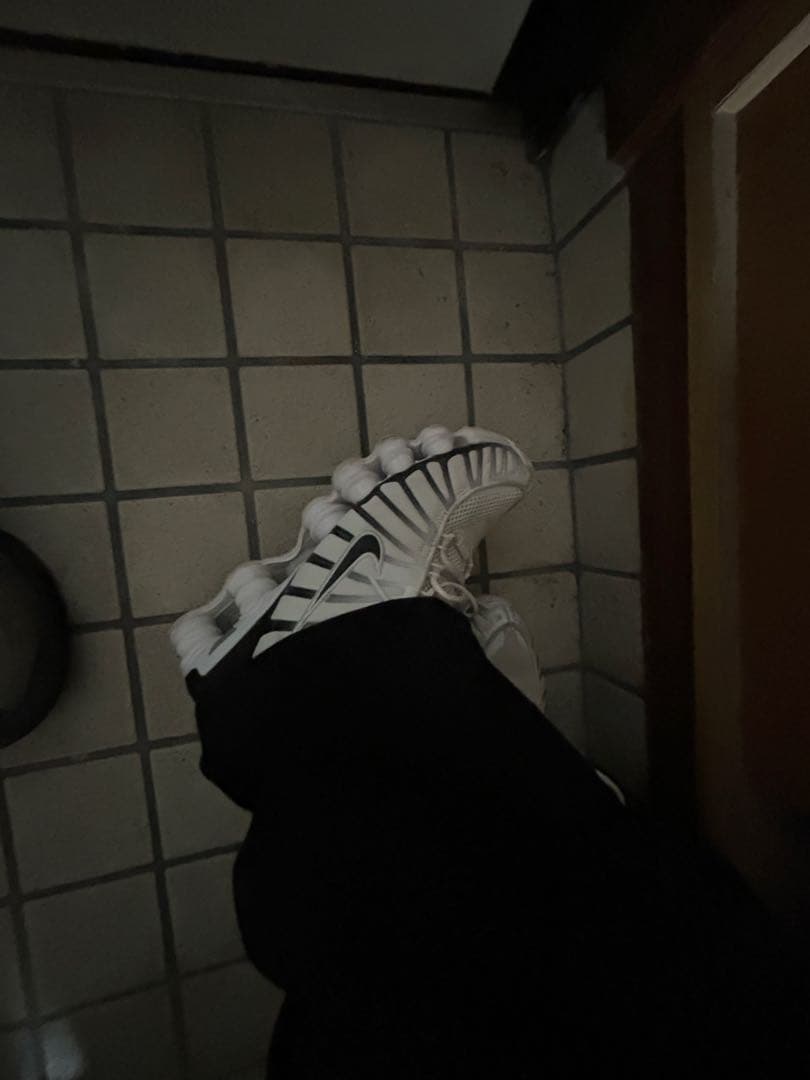 shox tl ホワイト/ブラック