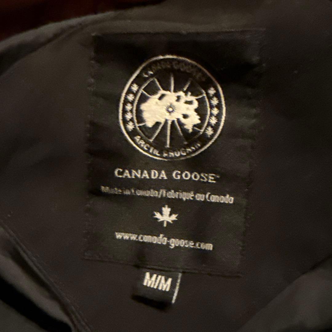 カナダグース ブラックダウンジャケット