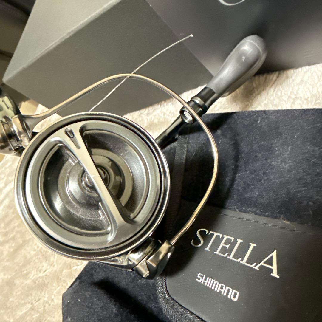 SHIMANO 22STELLA C3000MHG スピニングリール