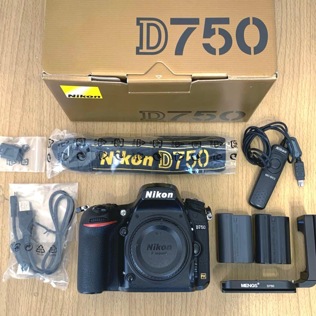【美品】ニコンNikon D750