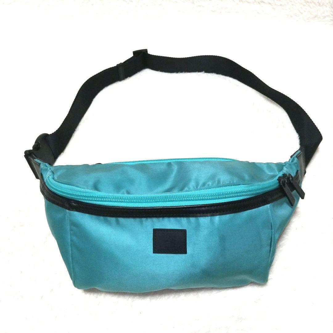 【希少色】バーバリーブラックレーベル ノバチェック ホースロゴ ウエストバッグ